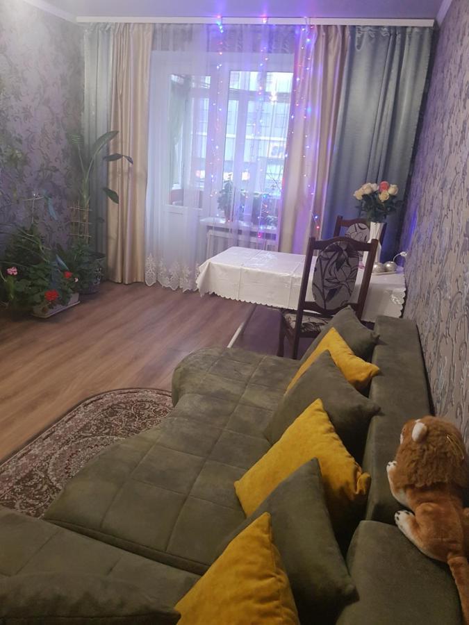 2Х Комнатная С Ремонтом В Центре.Renovated, Center Apartment Khmel'nyts'kyy Exterior photo