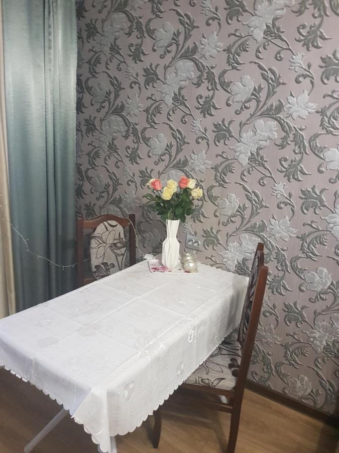 2Х Комнатная С Ремонтом В Центре.Renovated, Center Apartment Khmel'nyts'kyy Exterior photo
