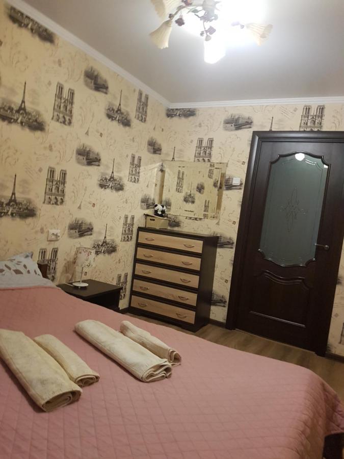 2Х Комнатная С Ремонтом В Центре.Renovated, Center Apartment Khmel'nyts'kyy Exterior photo